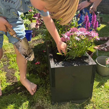 Planter Hastings Black Garden Wooden Raised Trough