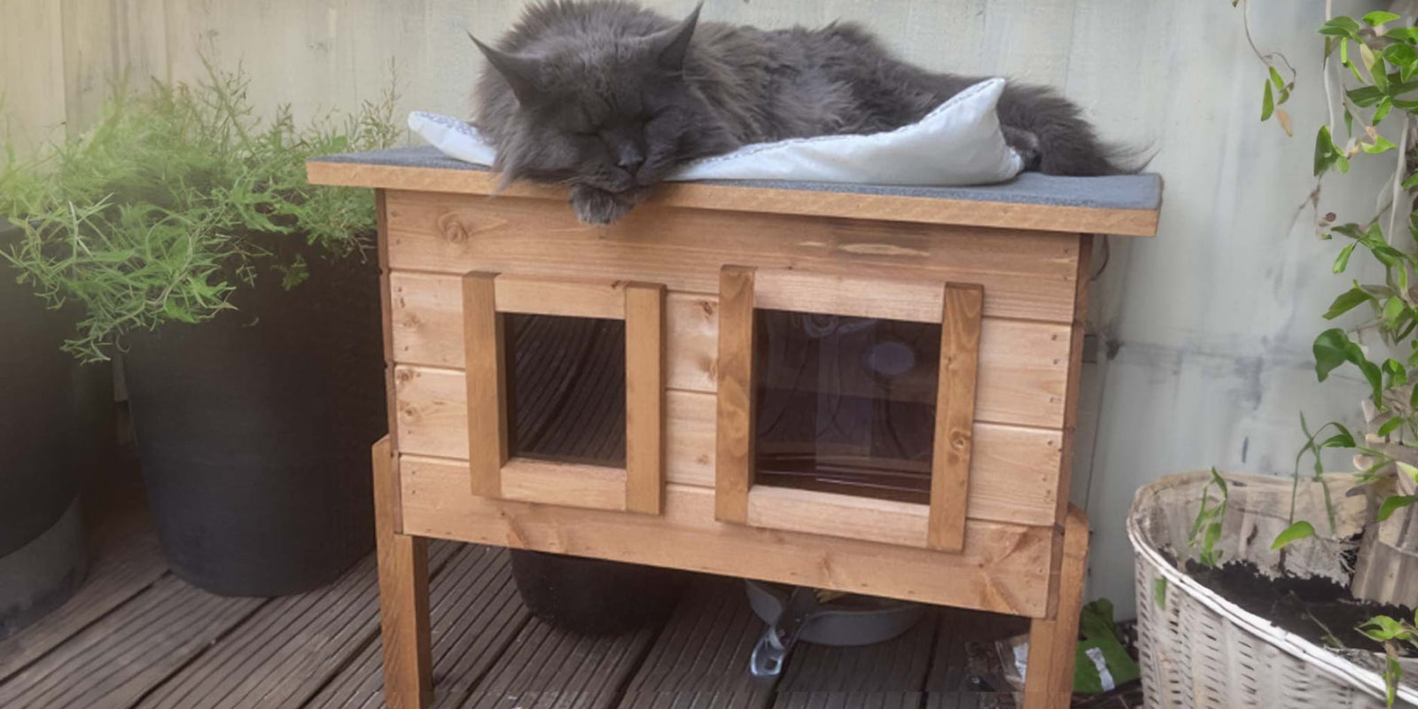 Outdoor Cat Houses for sale