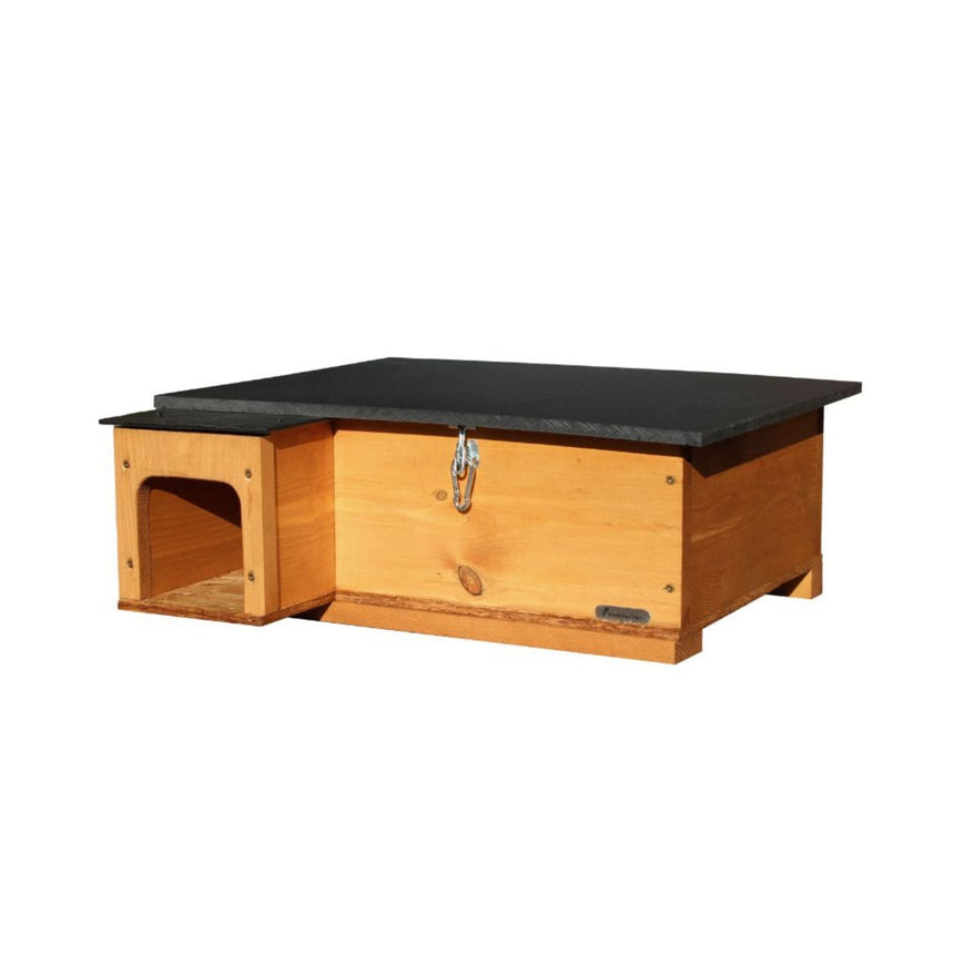 Hedgehog House Golden Brown with Anti Bacteria Coating