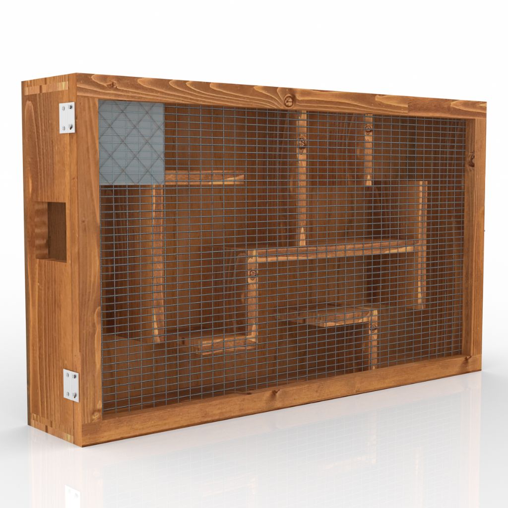 Fun Time Squirrel Feeder Maze Labyrinth - Fill up with Nuts & Watch Squirrels Search