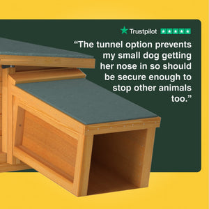Wooden pet tunnel with green cushion on a yellow background, featuring Trustpilot rating.