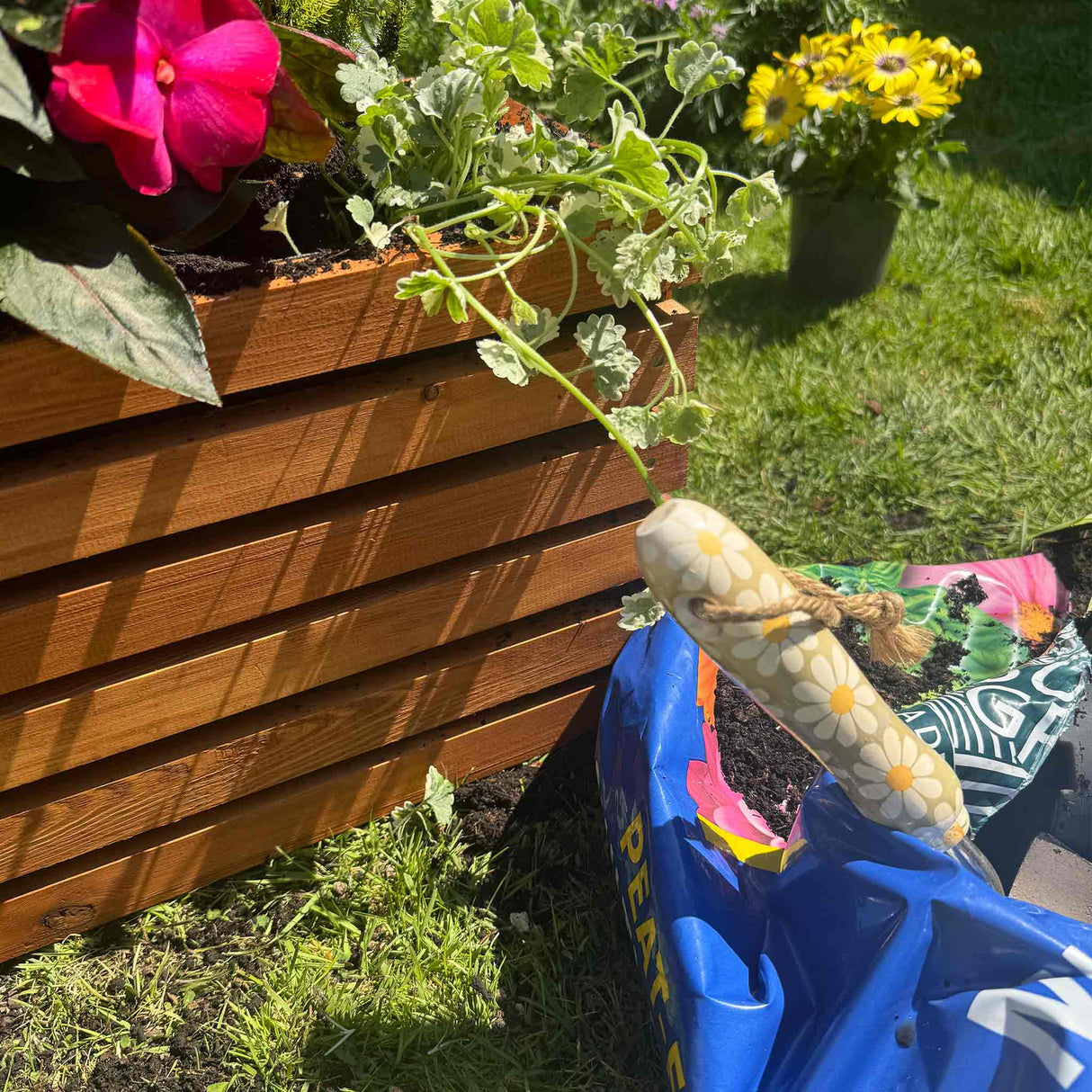 Sussex Planter Outdoor Wooden Raised Bed