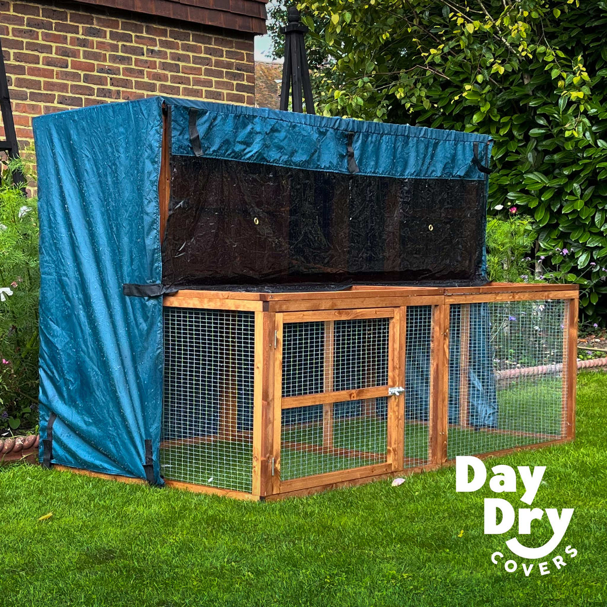 5ft Day Dry™ Kendal Hutch and Run Cover – Home & Roost