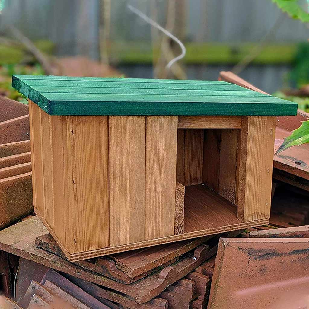 Robin 'Stay Dry' Nesting House - Home & Roost