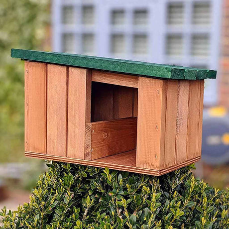 Robin 'Stay Dry' Nesting House - Home & Roost